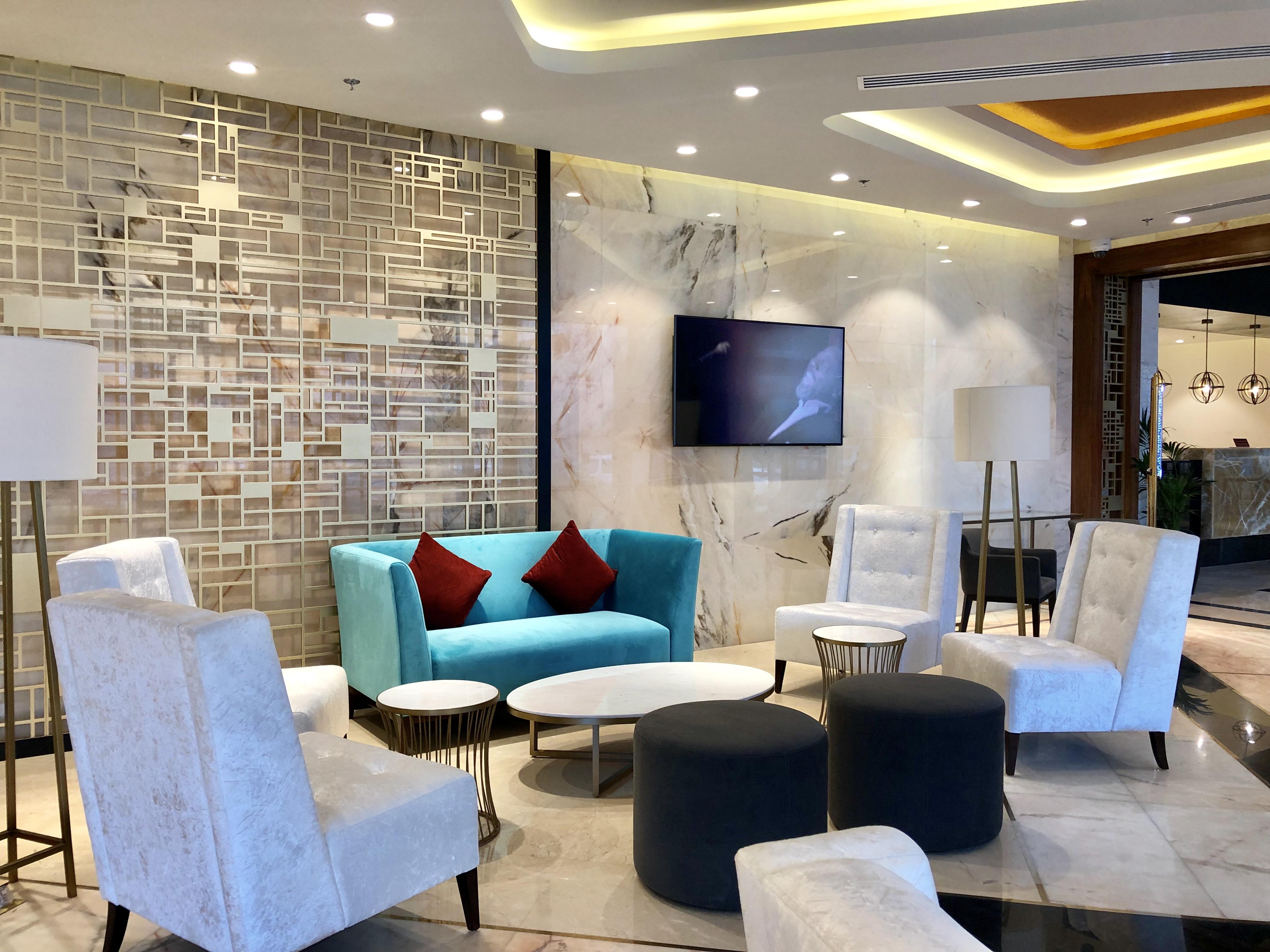 Century Hotel Doha Bagian luar foto